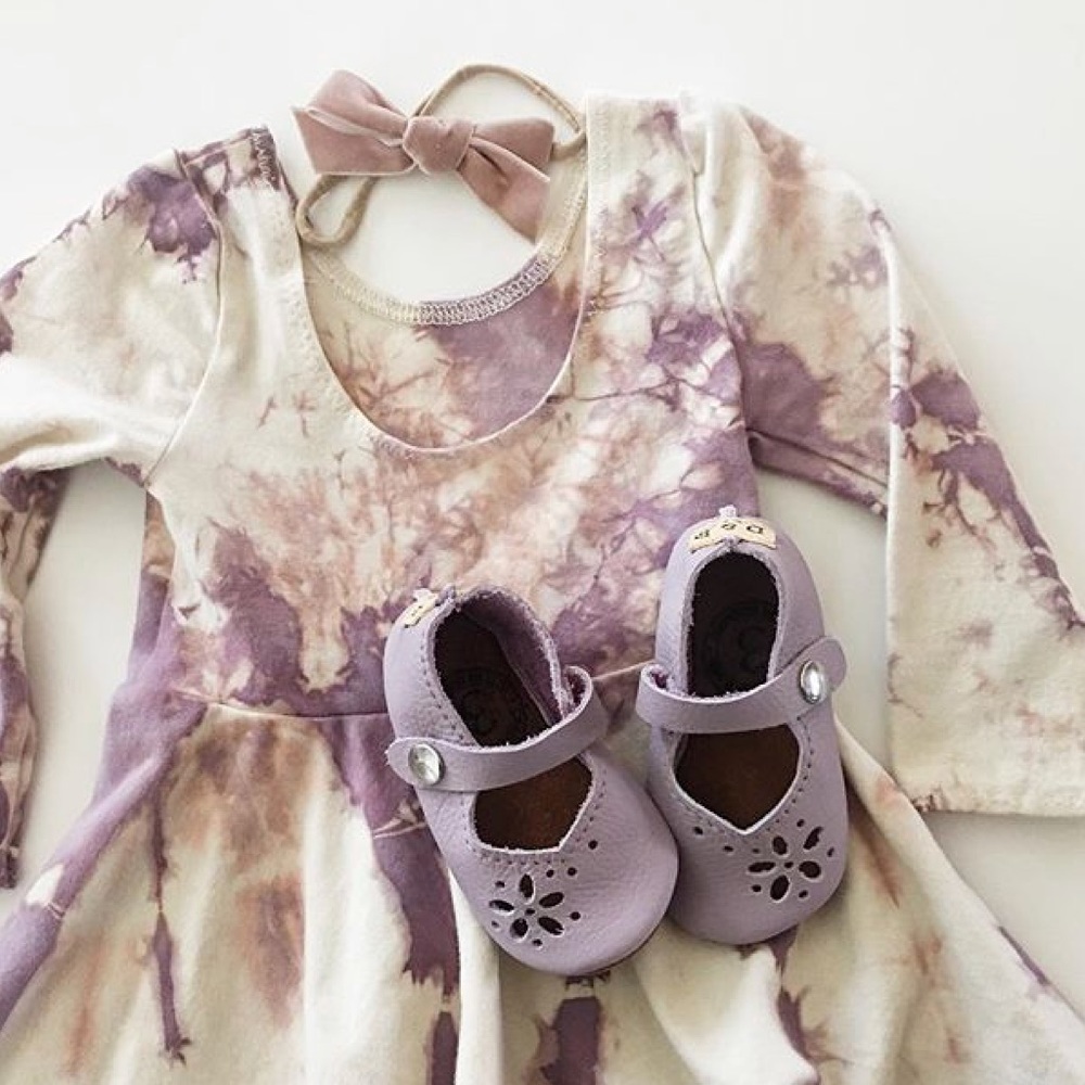 LOWEST ‼️ Duchess & Fox size 2 lavender Mary Janes